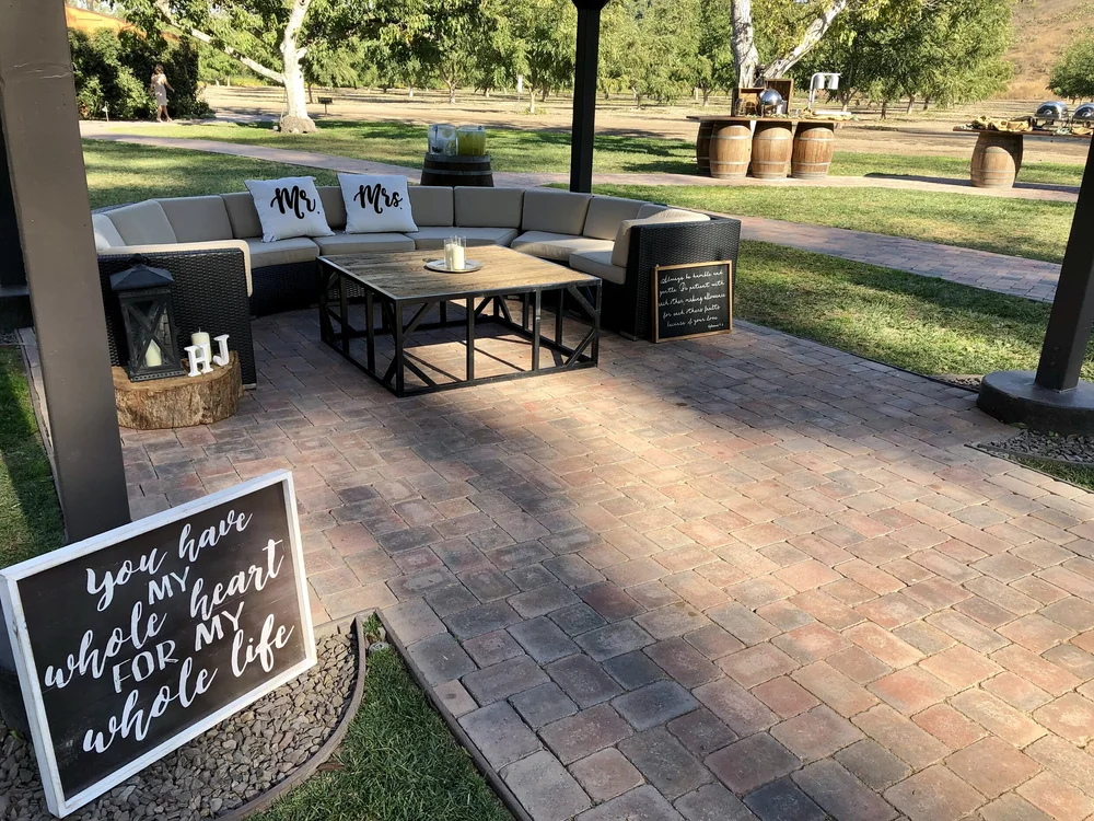 Moorpark Wedding Lounge at the Walnut Grove