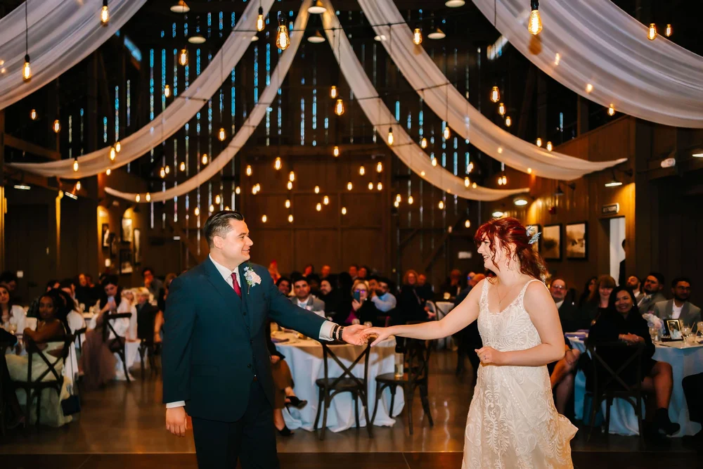 camarillo-ranch-wedding-first-dance