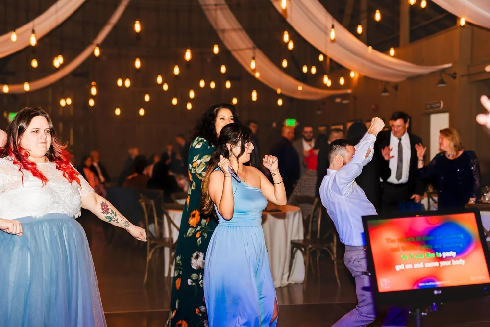 camarillo-ranch-wedding-karaoke-2